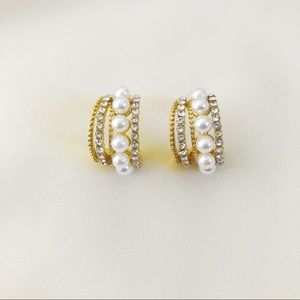 Pearl Design Hoop Earrings